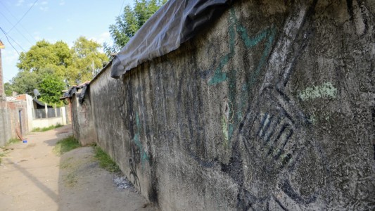 Balearon y asesinaron a tres hombres en barrio Triángulo