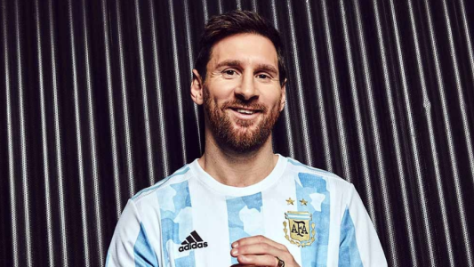 Presentaron la nueva camiseta de la Selección Argentina para la temporada 2021