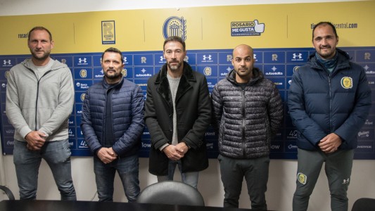 El psicólogo de Central dio positivo y aislaron a Petaco Carbonari y Pastilla Ordoñez