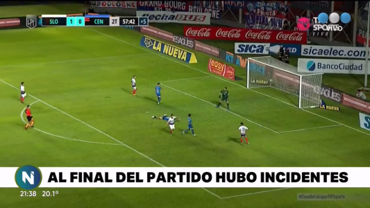 Con escándalo y dos expulsados, Central perdió ante San Lorenzo