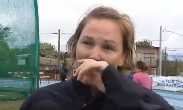Las lágrimas de Dahlgren, una de las mejores atletas argentinas, al anunciar su retiro