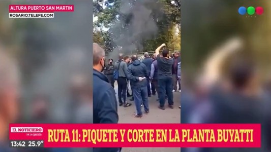 Ruta 11: ex trabajadores de Buyatti realizaron un piquete en frente de la planta