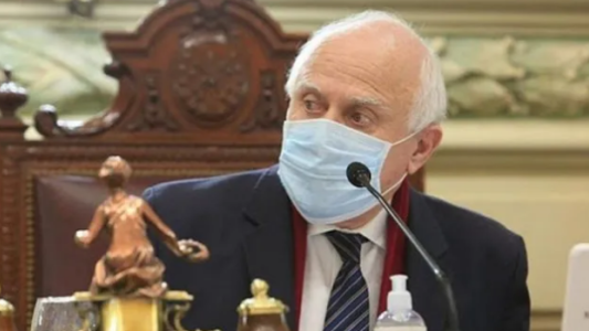 La salud de Lifschitz: sigue internado en terapia intensiva