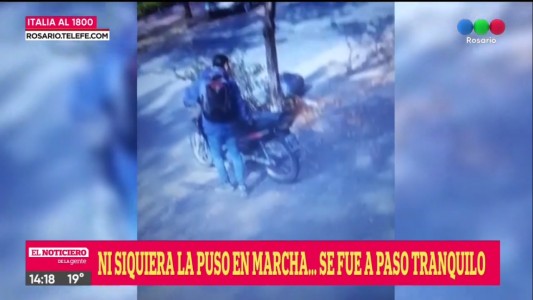 Inseguridad en barrio Abasto: un delincuente se robó una motocicleta mientras caminaba en pleno mediodía