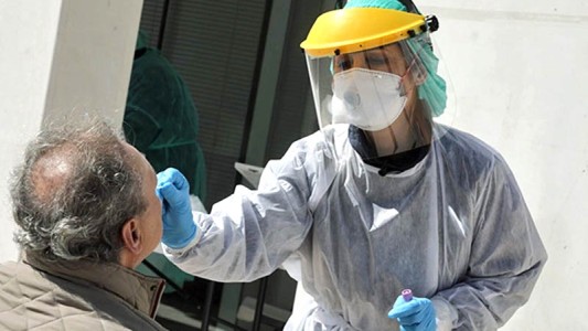 Se confirmaron 733 muertes y 22.195 contagios en las últimas 24 horas