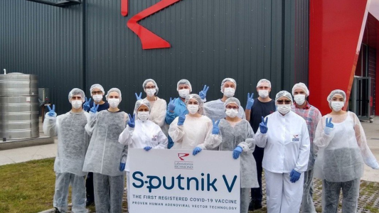 El lunes comenzará la producción del segundo componente de Sputnik V en Argentina