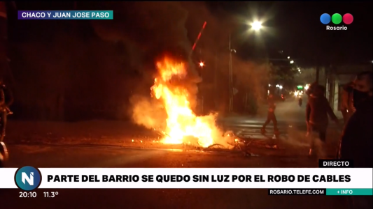 Protesta de vecinos por falta de luz