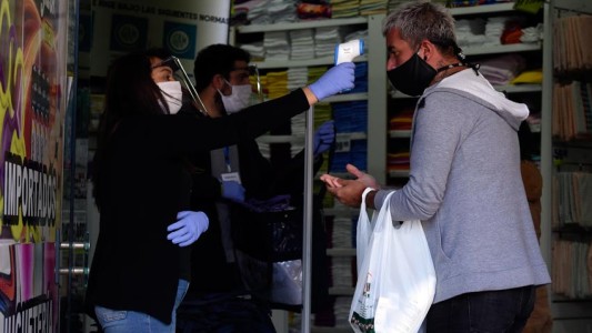 Siete de cada diez rosarinos cambiaron sus hábitos de consumo en pandemia: más cerca de sus casas