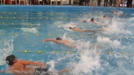 La Municipalidad presentó nuevos beneficios para más de 40 clubes con pileta