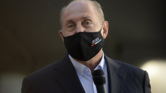 Perotti afirmó que las paritarias con estatales deberán esperar hasta octubre