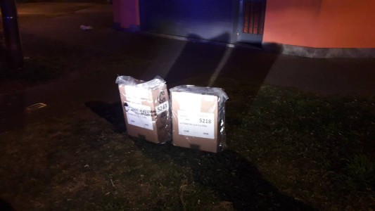 Hallaron dos urnas tiradas en zona sur