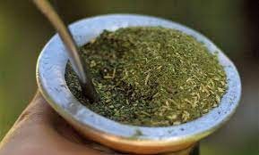 Científicos confirman que tomar mate disminuye el riesgo de contraer Parkinson