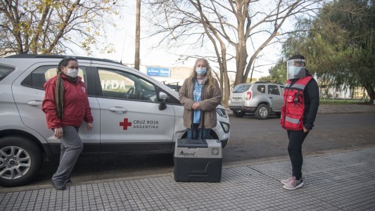 La Cruz Roja coopera con el Municipio en la campaña de vacunación de covid-19