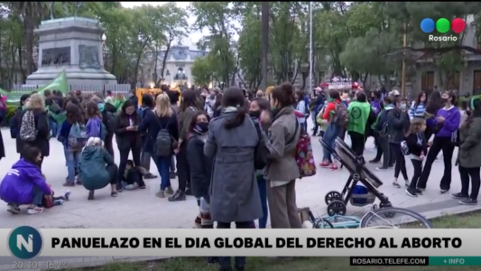 Pañuelazo en el Día Global del Derecho al Aborto