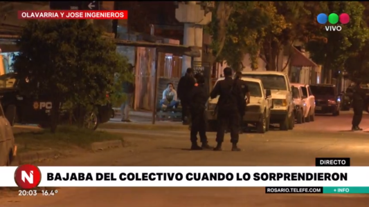 Bajó del colectivo y fue herido durante una balacera