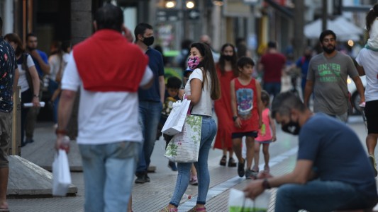 La provincia analiza exigir pasaporte sanitario para ingresar a algunos lugares