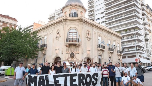 El municipio formalizará la actividad de los maleteros de la terminal