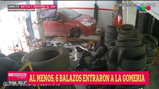 Video: así balearon de seis balazos a una gomería en zona sur