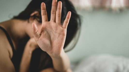 Una joven rosarina denunció a su madre: “Me echó de mi casa y me amenazó de muerte a mí y a mi mascota”