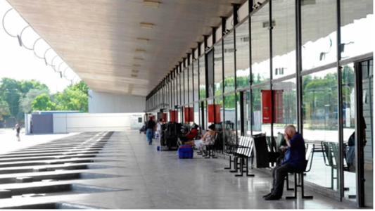 El transporte de media distancia pide un 100% de aumento tarifario