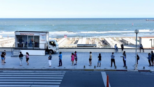Video: insultos y gritos en un centro de testeos de Mar del Plata