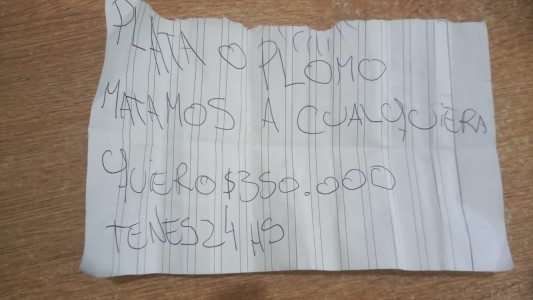 Plata o plomo: le dieron 24 horas para entregar 35 mil pesos