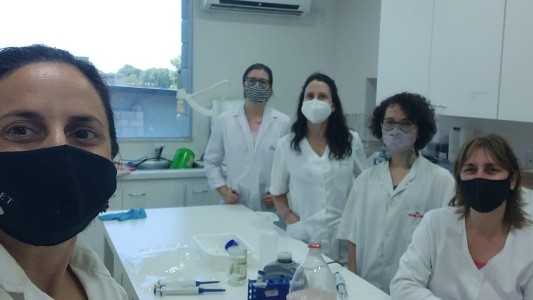 Un estudio santafesino demostró la diferencia de anticuerpos que generan las distintas vacunas