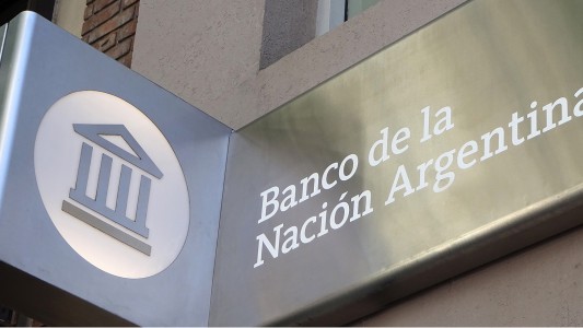 Previaje: el Banco Nación abrirá 461 sucursales para agilizar la entrega de tarjetas