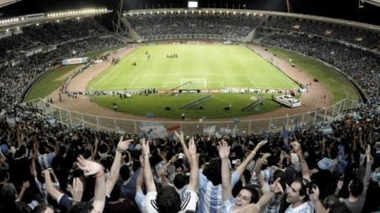 Scaloni rearma el equipo para enfrentar a Colombia en Córdoba