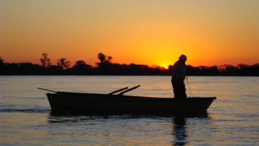 Los pescadores santafesinos recibirán una asistencia extraordinaria