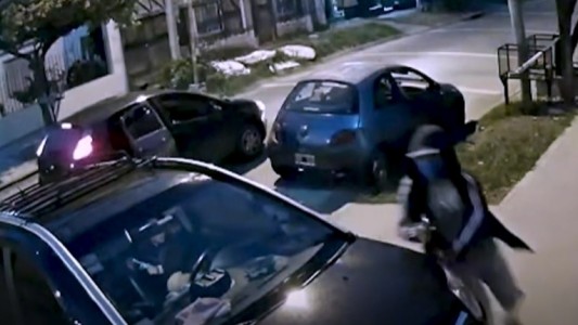 Quisieron asaltarlo, corrió y le dispararon frente a su hijo de 4 años