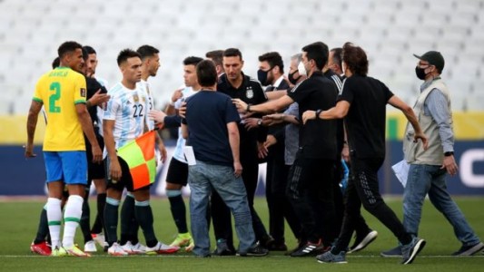 Brasil-Argentina: la FIFA ordenó repetir el partido suspendido y multó a los dos