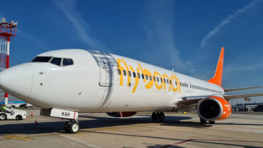 Flybondi incorporará más de 400 empleados: ¿Cómo postularse?