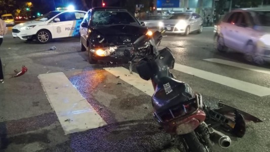 Feroz choque en Mar del Plata: dos personas fueron hospitalizadas