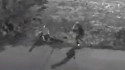 Video: le tiró un piedrazo en la cara para robarle la bicicleta y lo mató