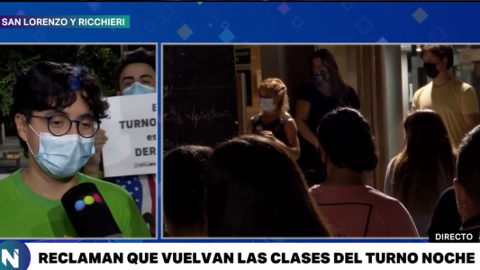Clase pública de los estudiantes de enfermería