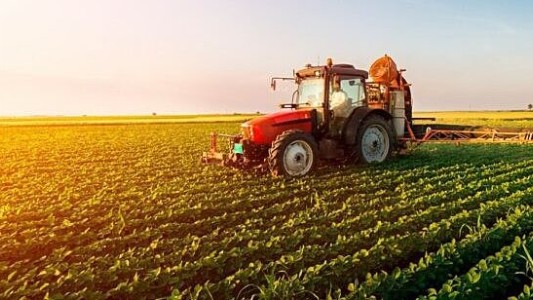 Un programa santafesino recibió más de 100 solicitudes de crédito para comprar maquinaria agrícola