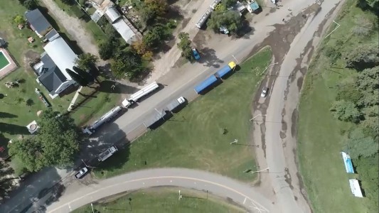 Vecinos de La Ribera presionan con carta documento al Presidente y al gobernador