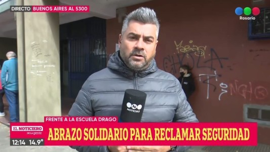 Amenazas y pánico: abrazo solidario para reclamar seguridad en una escuela