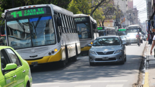 Colectivos: Día clave para intentar destrabar el conflicto en el transporte