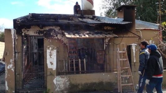 Incendio en Merlo: perdieron todo y piden ayuda