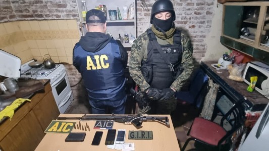 Guerra narco en Ludueña y Empalme: droga, armas y dos jóvenes detenidos