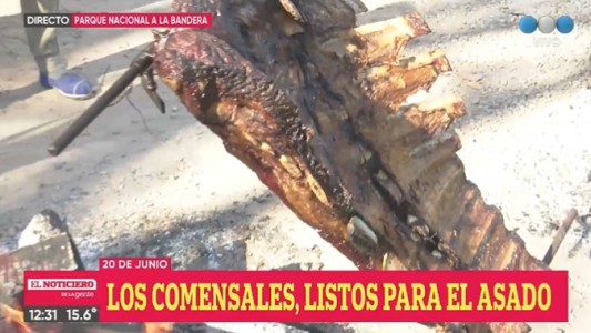 El encuentro de asadores a la estaca causó furor en los festejos por el Día de la Bandera