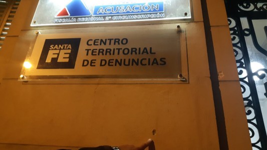 Metieron preso a ex empleado judicial por robar chequera y truchar firmas en cheques