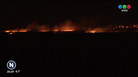 Siguen los incendios en las islas: se registra un nuevo foco a la altura de Oliveros