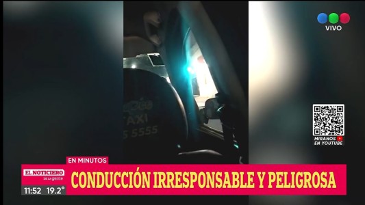 Peligro al volante: conducía un taxi y miraba una película