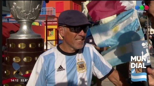 Recorrió 10 mil km en bicicleta para llegar al Mundial