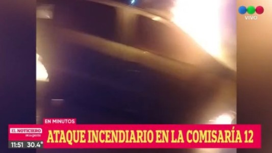 Atentado a la Comisaría 12: incendiaron tres autos de policías