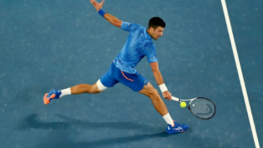 Novak Djokovic dio una clase magistral y se metió en la final del Australian Open