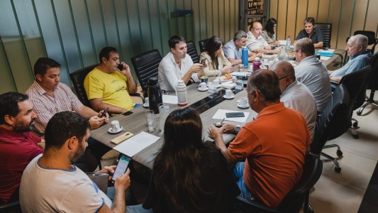 El plenario de la Festram ratificó las negociaciones por paritarias municipales